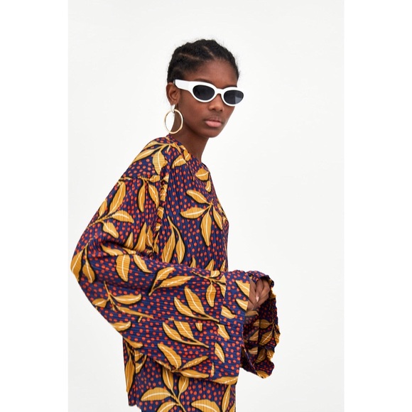 Zara Tops - ZARA Print Pleated Top